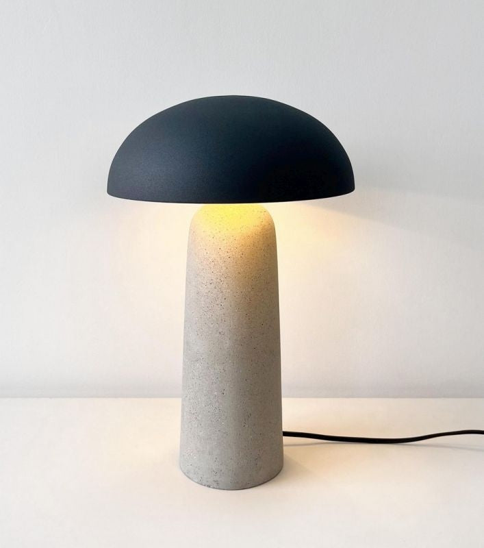 Lámpara De Mesa (Gris) Pantalla De Metal Base De Cemento