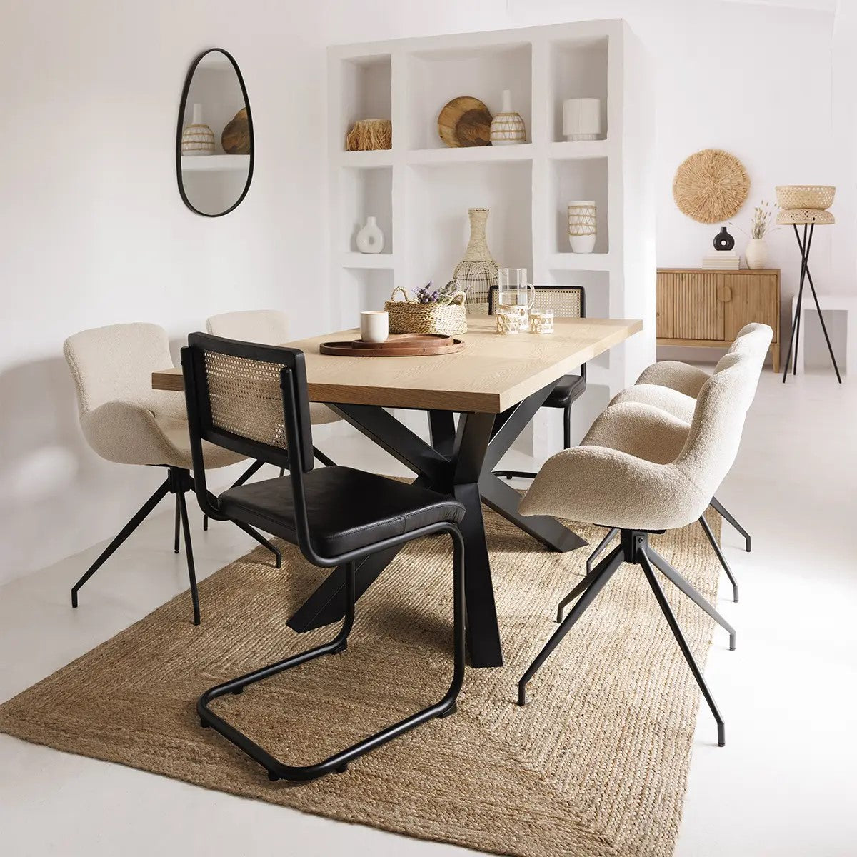 Silla De Comedor Tapizado Beige Patas De Metal Armazón De Madera