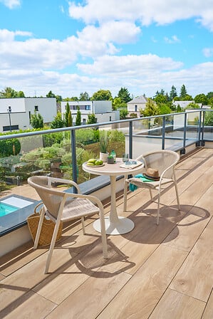 Mesa Para Exterior Tablero Redondo Color (Beige) Estructura De Aluminio