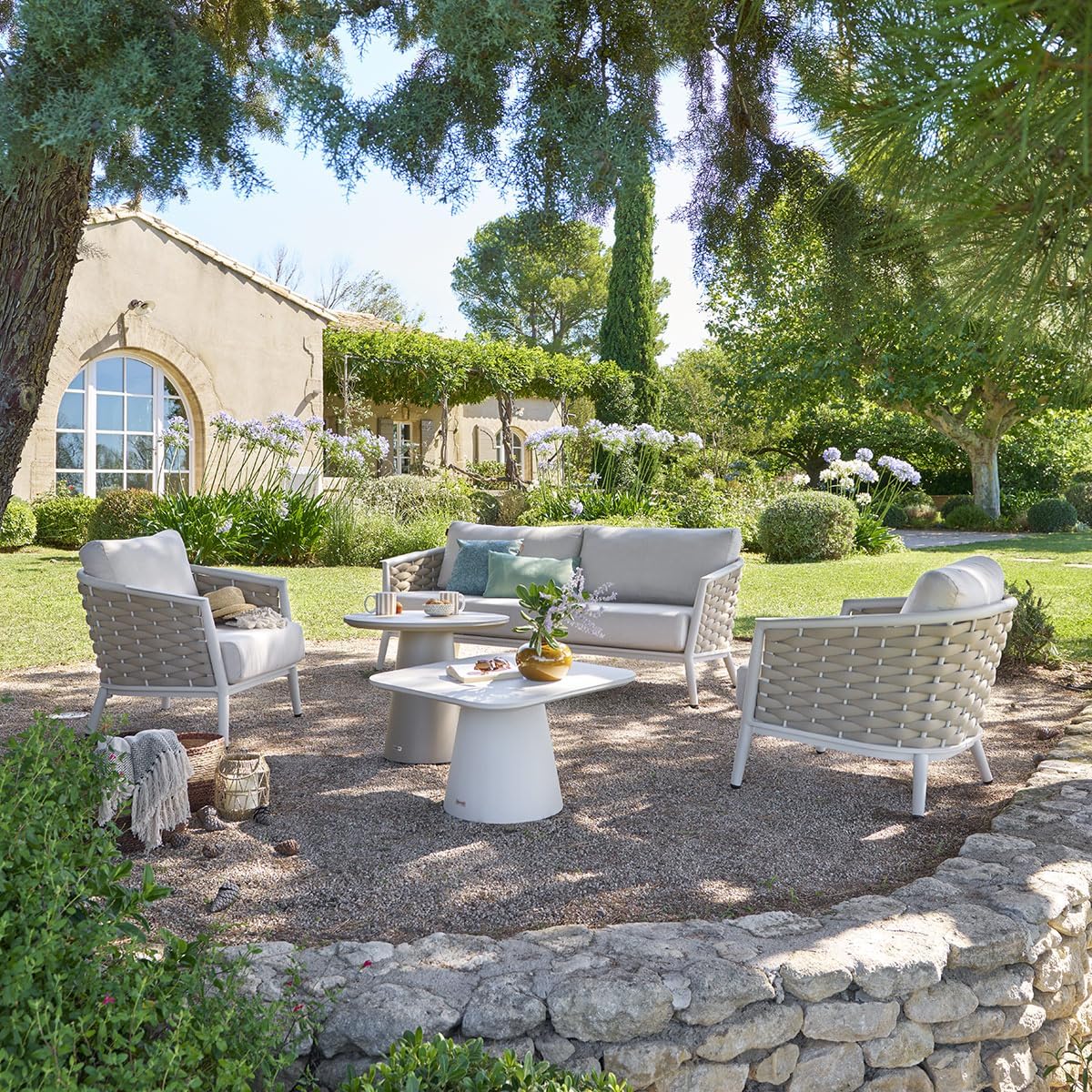 Juego De Terraza Color (Arcilla) : Sofa + 2 Sillones + 2 Mesas De Centro Estructura De Aluminio