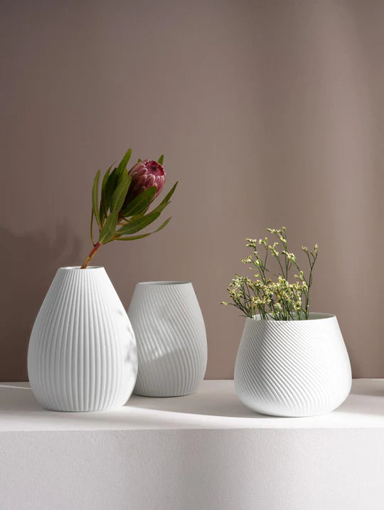 Florero (Blanco) Estriado Redondo De Cerámica