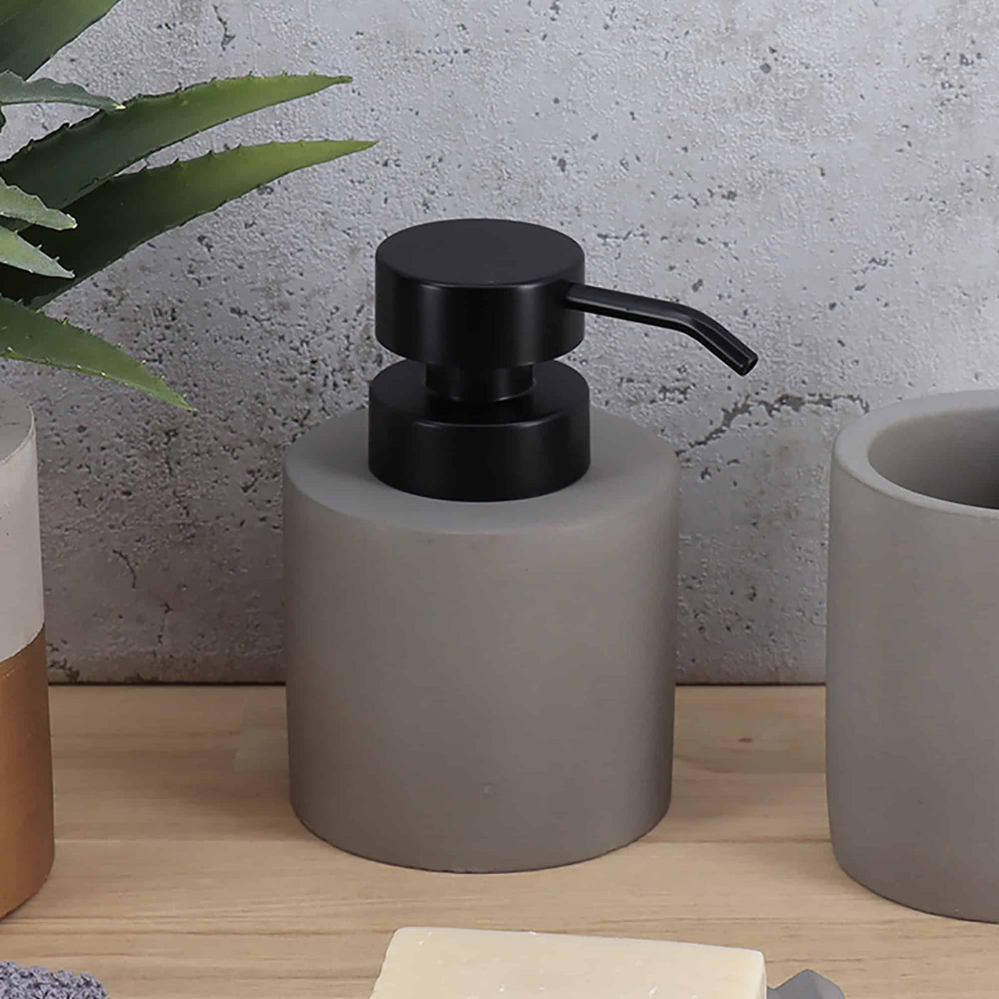 Dispensador (Gris) De Jabón Líquido 320 Ml De Cemento