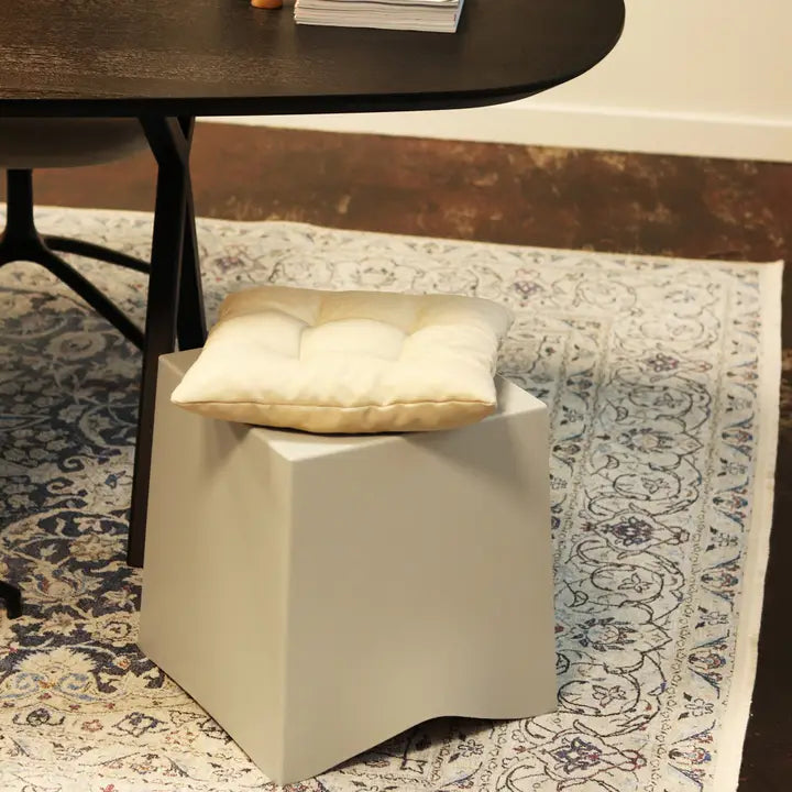 Banco (Crema) De Plástico