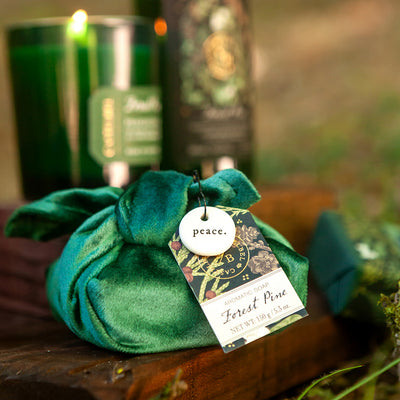 Jabón De Pino Del Bosque En Terciopelo