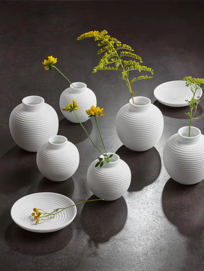 Florero Redondo (Blanco) Estriado De Cerámica