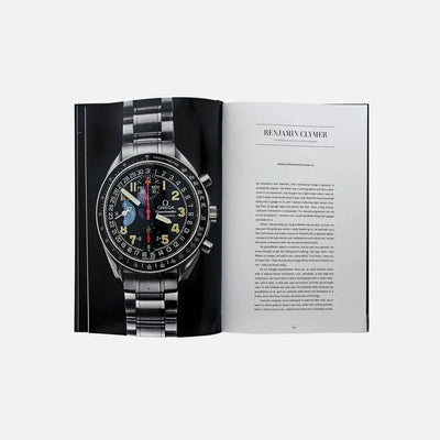 Libro, A Man And His Watch De Papel