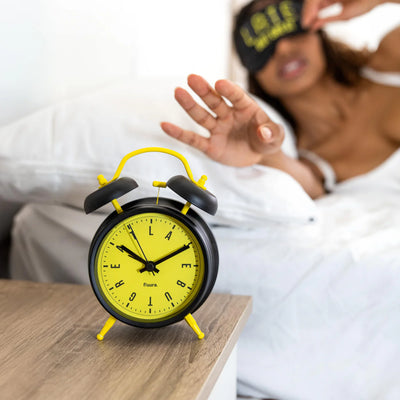 Reloj Despertador Retro (Amarillo Y Negro) De Metal