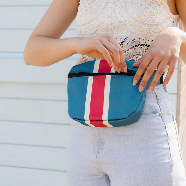 Bolso Con Correa (Celeste , Rojo Y Blanco) De Poliéster