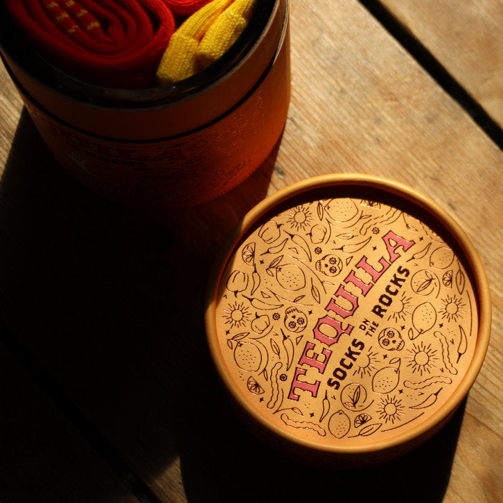 Vaso Tequila De Vidrio Con Par De Calcetines (Naranja) De Algodón