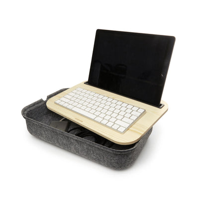 Soporte Con Base Para Tablet De Fieltro
