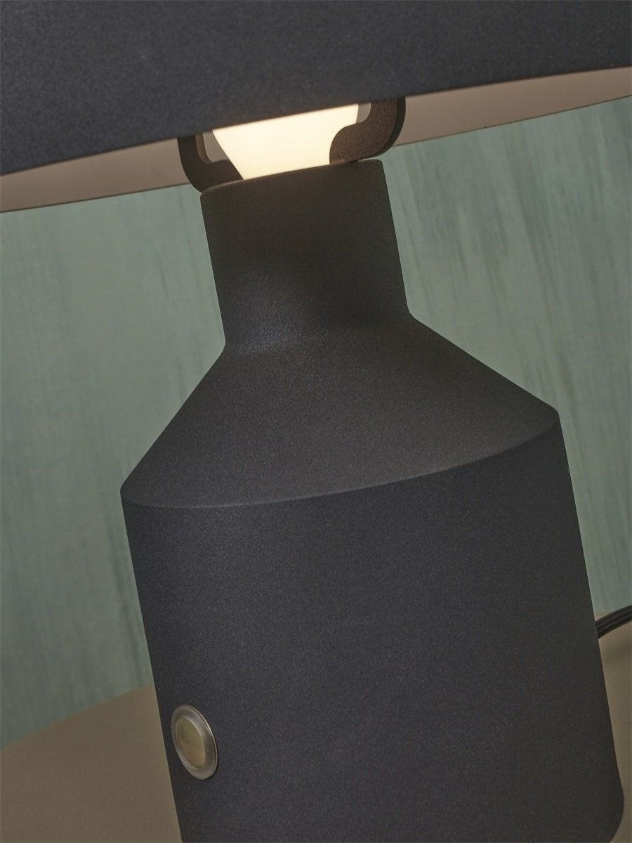 Lámpara De Mesa (Negra) De Metal