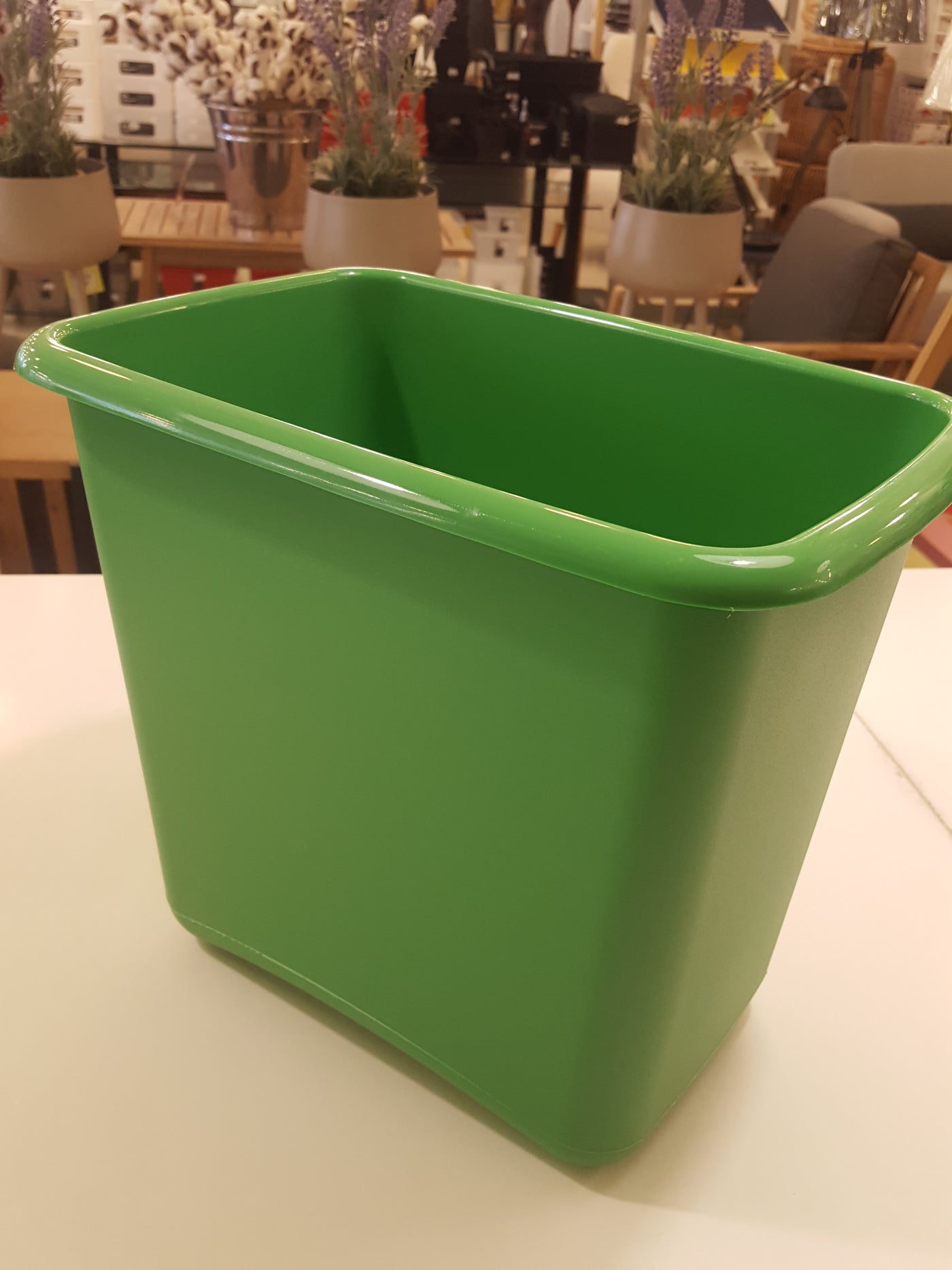 Papelera pequeña (Verde) De Plástico – Kulhaus