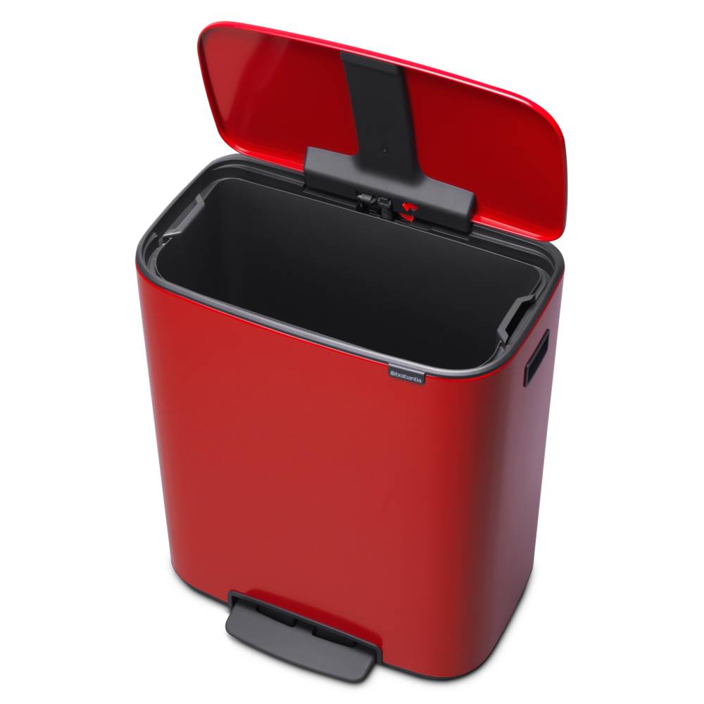 Papelera Rectangular Con Pedal 60 Ltrs (Rojo) De Acero