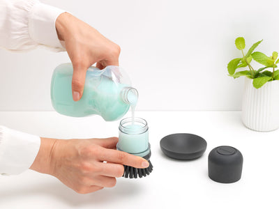 Cepillo Para Platos (Negro) Con Dispensador De Detergente Líquido De Plástico